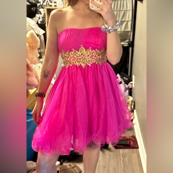 Beautiful Cinderella Prom Dress​​ - Picture 4 of 4